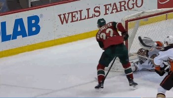 A voir : Gibson frustre Niederreiter à quelques secondes du terme