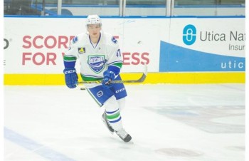 Loin de la pression de Calgary, Sven Baertschi revit dans l'organisation des Canucks