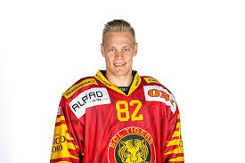 Les signatures de la nuit en NHL