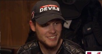 Akira Schmid s'inscrit déjà dans les tabelles des Devils et de la NHL