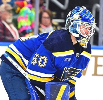 Moins de matchs nécessaires à un gardien pour atteindre les 100 victoires