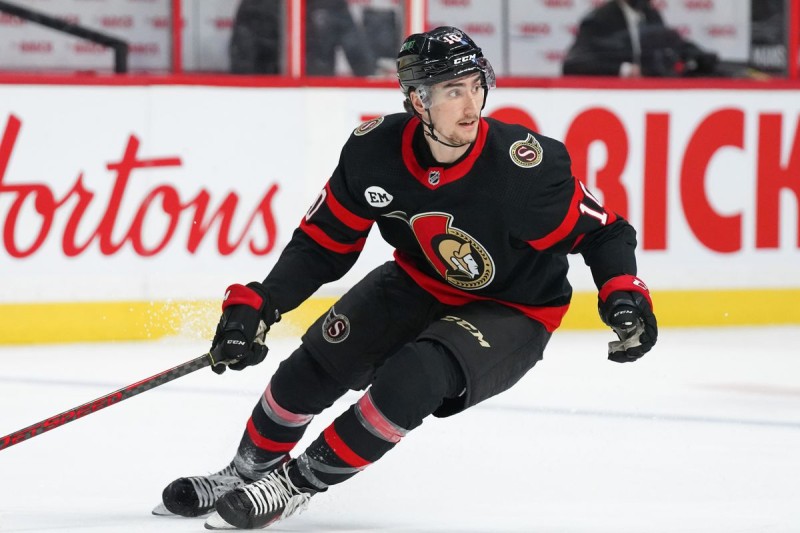 Ambri signe le décrié Alex Formenton