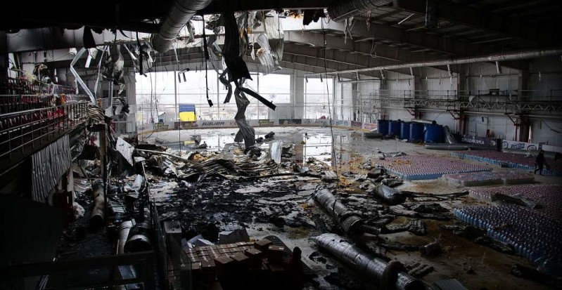 La patinoire du HC Donbass détruite par des missiles