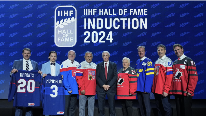 Revivez l'intronisation au Temple de la renommée  de l'IIHF