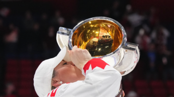 Natalie Spooner élue joueuse de l'année