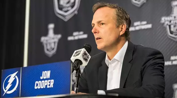 Jon Cooper confirmé pour les deux prochaines grosses échéances du Canada