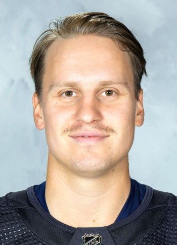 Le Kraken de Seattle prolonge l'attaquant Eeli Tolvanen