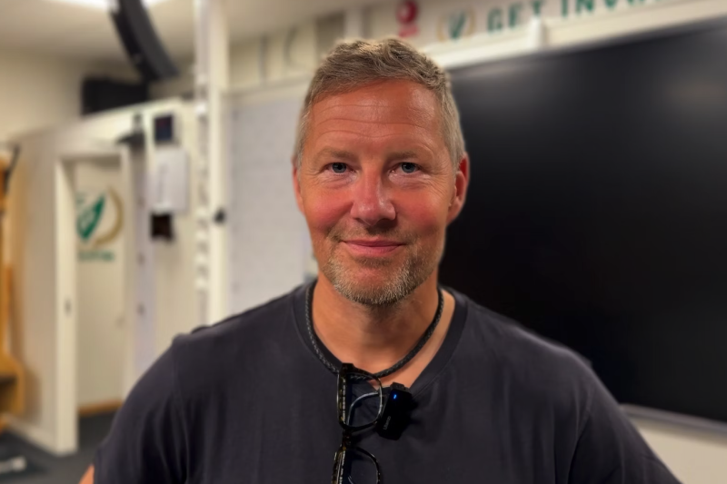 Roger Rönnberg voudrait Johan Hedberg à ses côtés derrière le banc fribourgeois