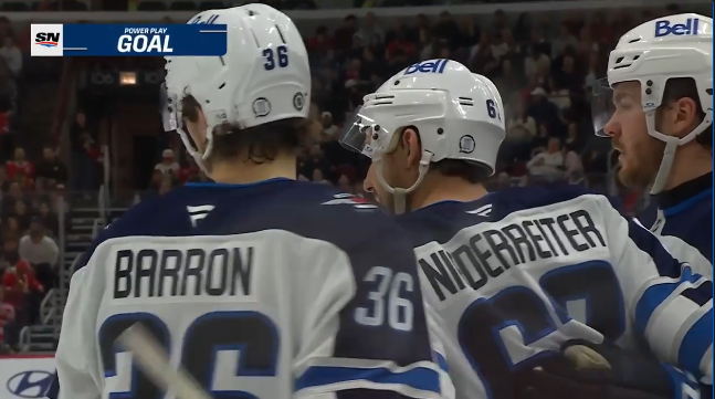 Les Jets remportent la  conférence Ouest, doublé pour Kevin Fiala