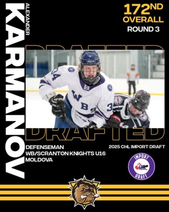 Zdeno Chara bientôt détrôné ? Alexander Karmanov, le nouveau géant du hockey