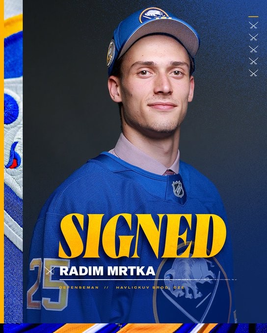 Les Sabres offrent un premier contrat à Radim Mrtka