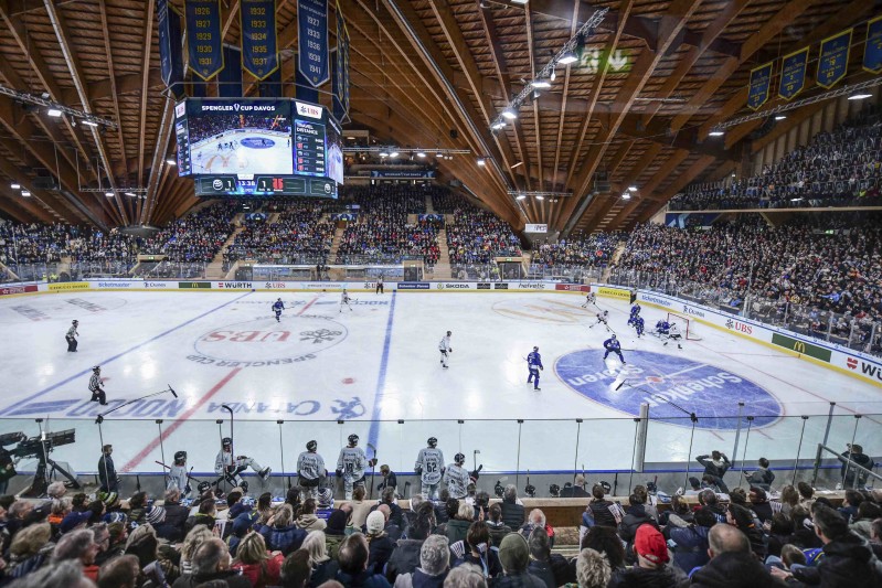 Une technologie pour améliorer la glace, portée par Reto von Arx et Josef Marha