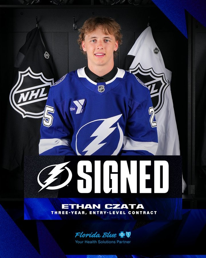 Tampa Bay signe Ethan Czata pour trois ans