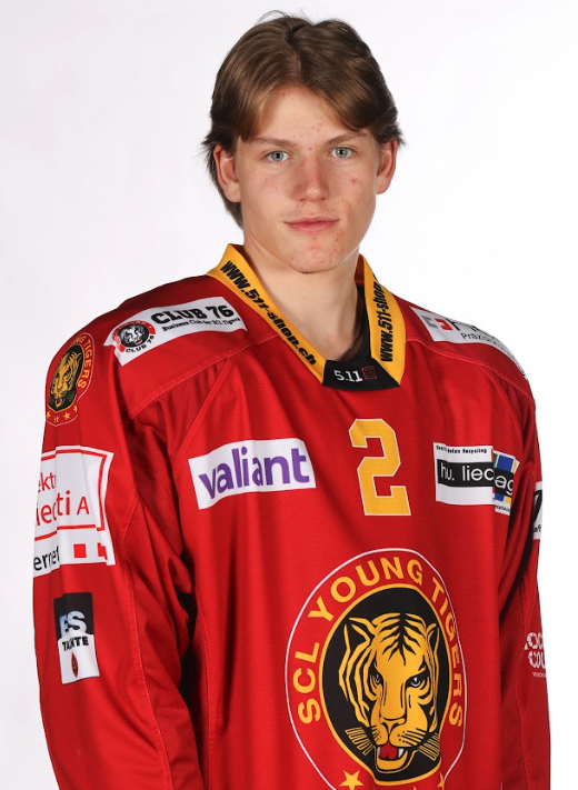 Langnau récompense trois jeunes avec un contrat pro