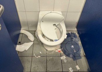 Certains "fans" de Rapperswil dérapent dans le stade de Kloten