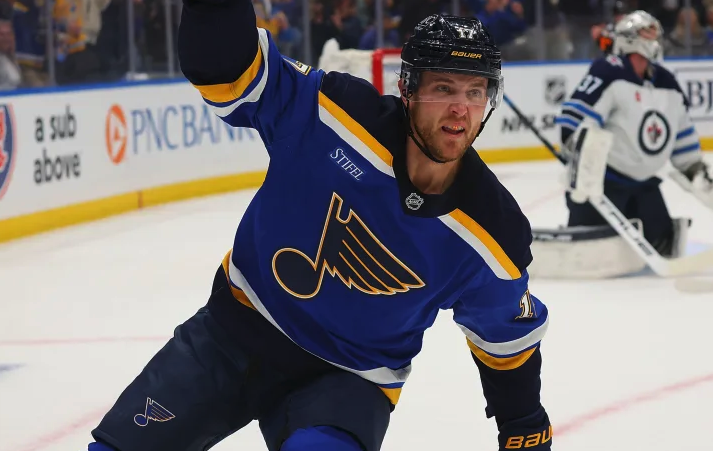 Cam Fowler prolonge avec les Blues