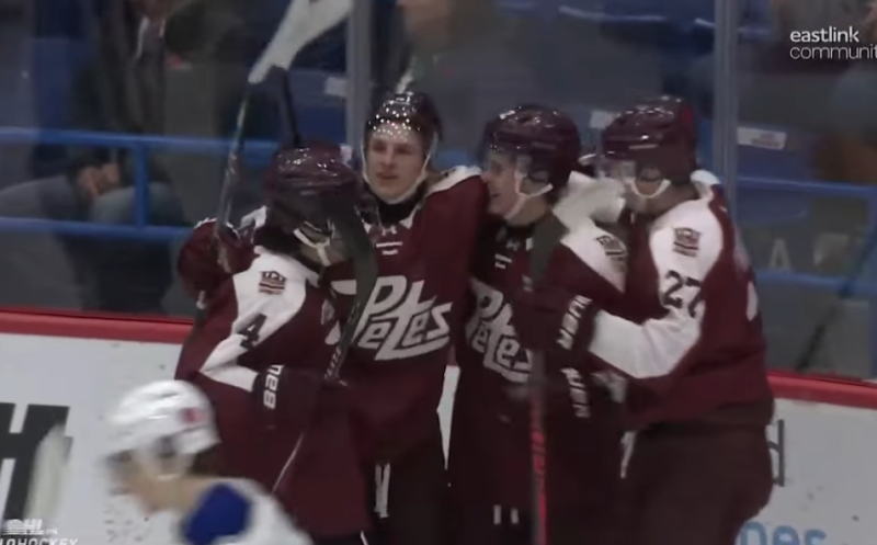 Yanis Lutz marque dans une nouvelle victoire des Petes