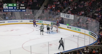 Les Stars ne font qu'une bouchée des Oilers