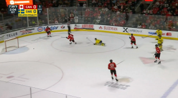 Gavin McKenna se fabrique un bel autogoal