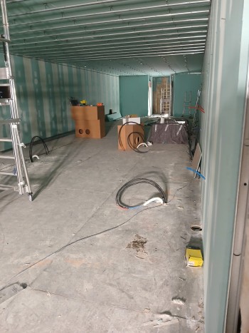 Les vestiaires hockey des Jeux olympiques sont encore un peu spartiates