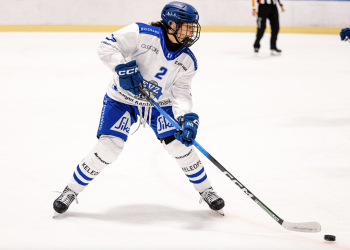 Annic Büchi prolonge à Zoug