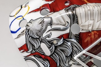 Die olympische Maske von Elvis Merzļikins