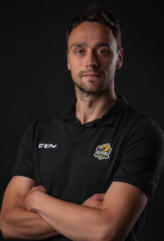 Niklas Friman évacué sur civière